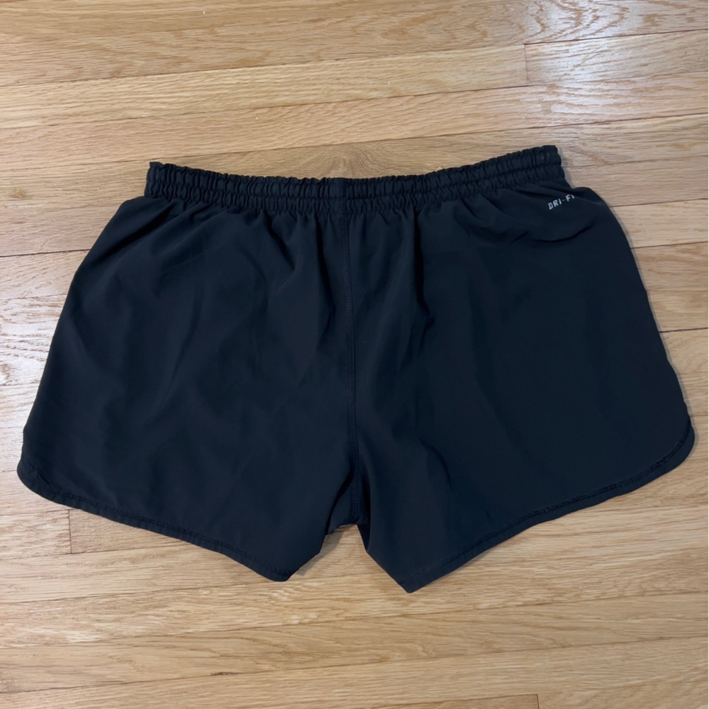 Womens Nike Running Shorts, Sz Medium, Black, Built in Briefs/Shorts Lightweight - Picture 2 of 4